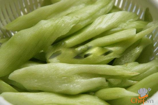 Bún lưỡi heo