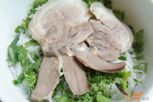 Bún lưỡi heo