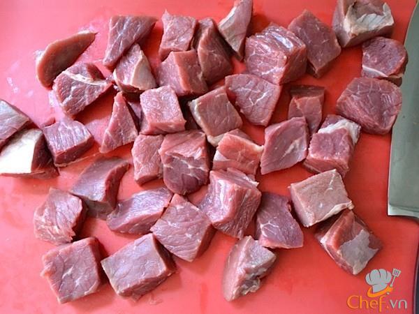 bo-nuong-xien-ngay-cuoi-tuan