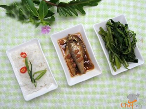 Cá linh kho tương - món ngon mùa nước nổi