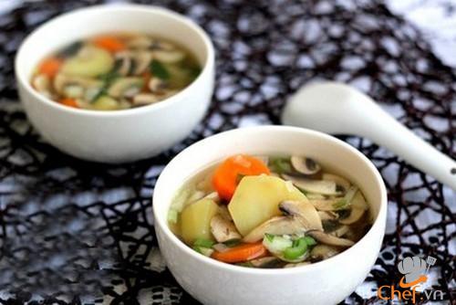 Canh khoai tây nấu nấm ngon ngọt dễ ăn