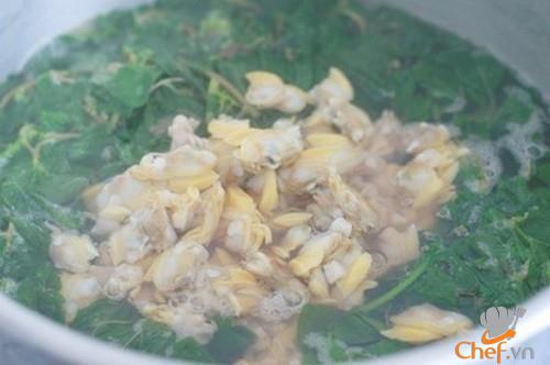 Canh rau dền nấu ngao hoa