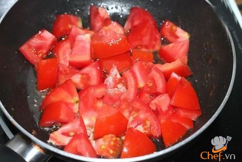 Hộp cơm văn phòng giản tiện mà ngon