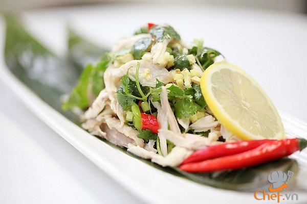 Gà xé phay đổi món ngày cuối tuần